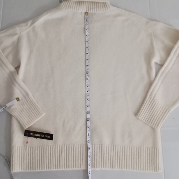 InCashmere 100% Cashmere Cream Roll Neck Sweater Women’s Size M NWT - Picture 13 of 16
